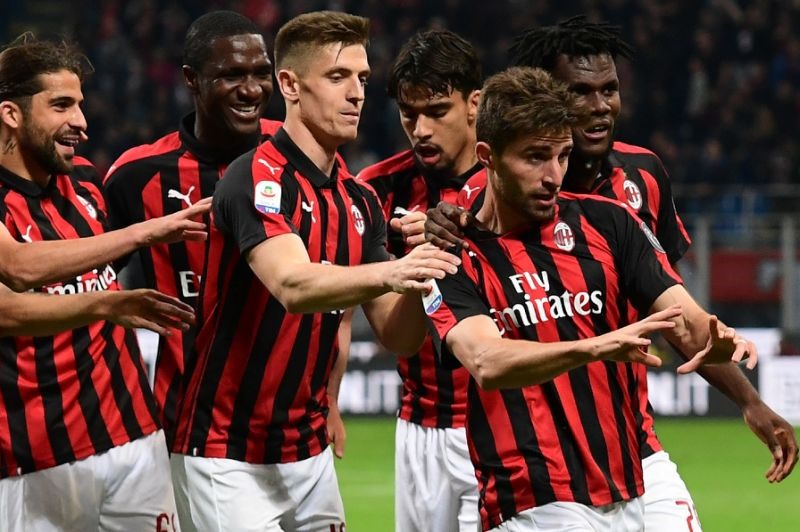 AC Milan yêu cầu được... loại khỏi Europa League vì luật công bằng tài chính