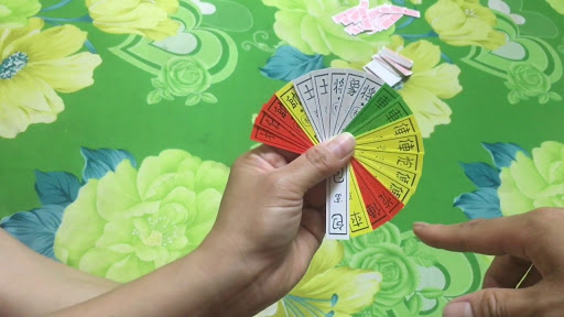 Hướng dẫn cách chơi bài bốn chất