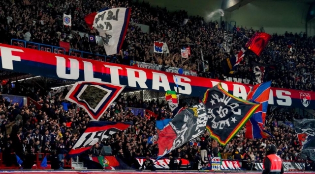 Ultras PSG lại gây choáng khi chuẩn bị tiếp đón Dortmund