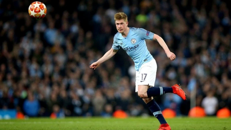 Tiền vệ sáng tạo và cách xây dựng lối chơi bóng đá mang tính cách mạng -