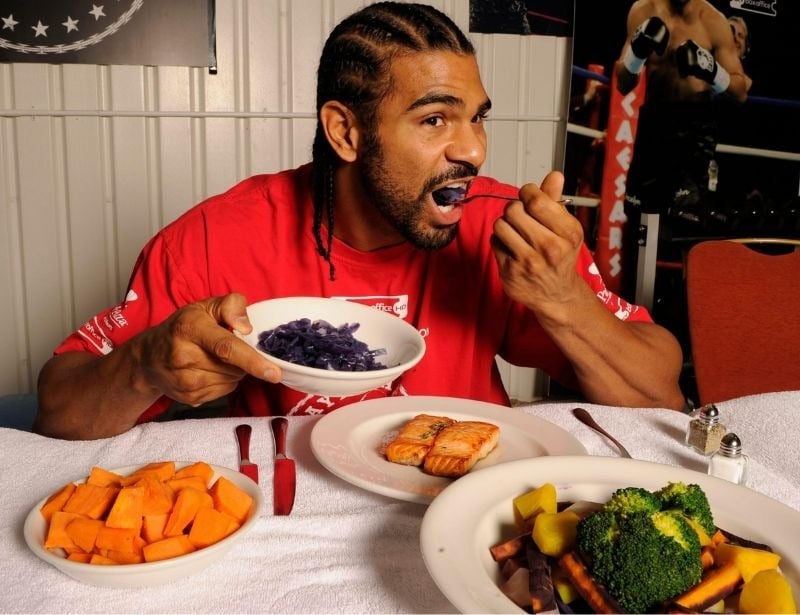 Trước khi đá bóng nên ăn gì để tăng cường thể lực? 4 thực phẩm bổ dưỡng | Sport9 Việt Nam