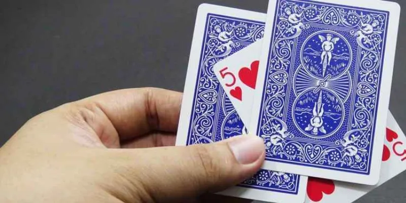 Hướng Dẫn Cách Nhận Biết Lá Bài Từ Mặt Sau Chi Tiết A - Z