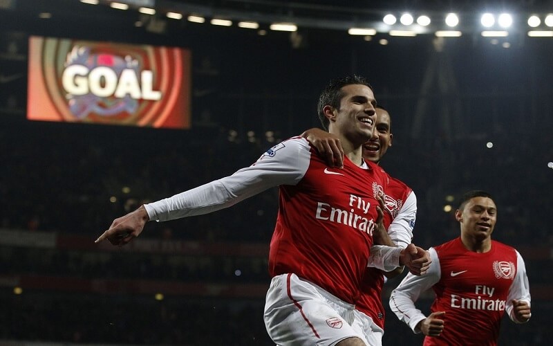 Khám phá những cầu thủ xuất sắc nhất từng mặc áo số 10 của Arsenal