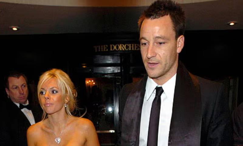 Scandal ngoại tình của John Terry và Wayne Bridge