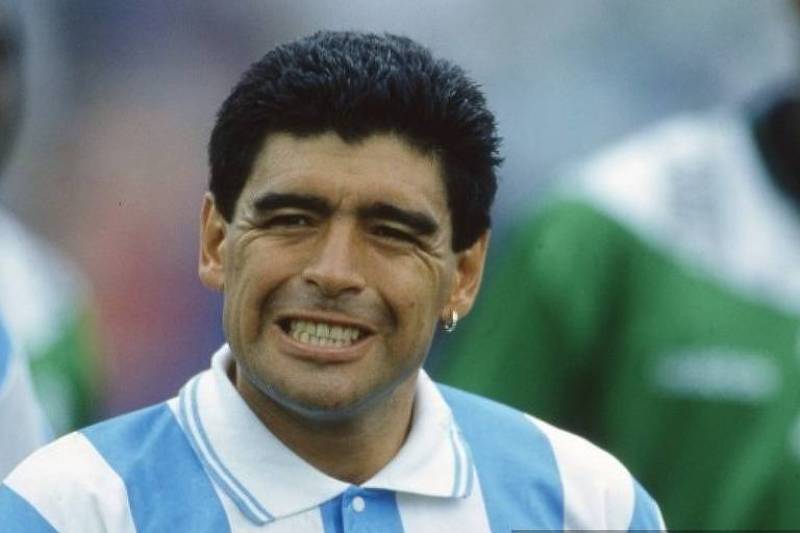 Maradona bị đuổi khỏi World Cup 1994 vì doping