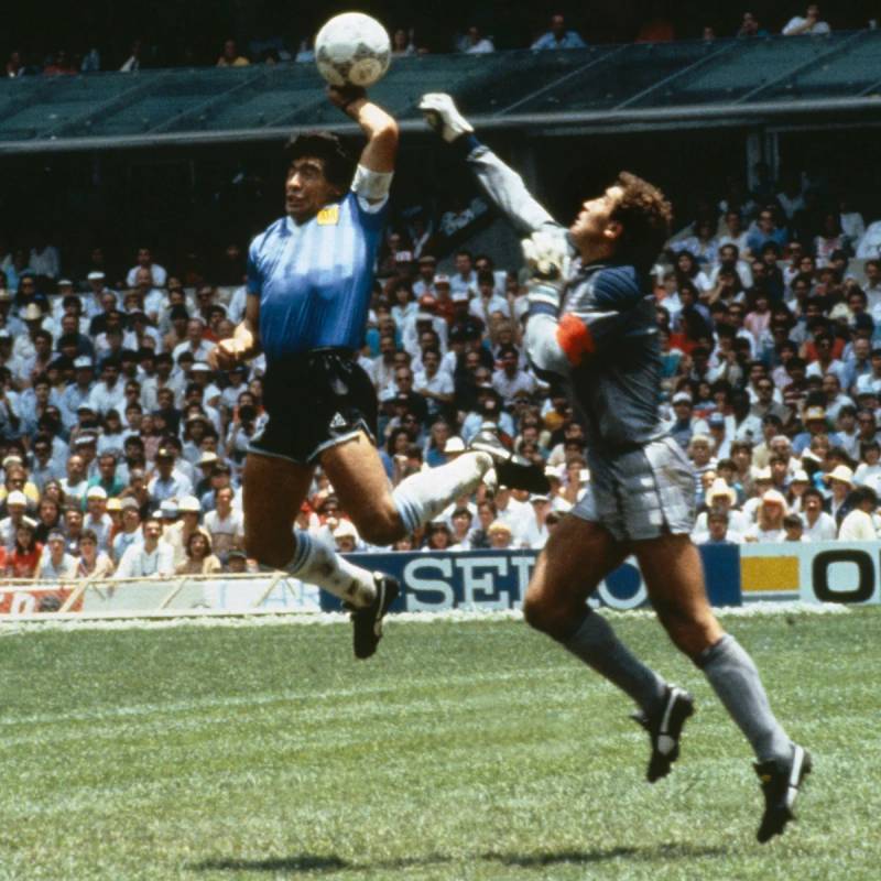 Maradona và bàn tay của chúa 1986