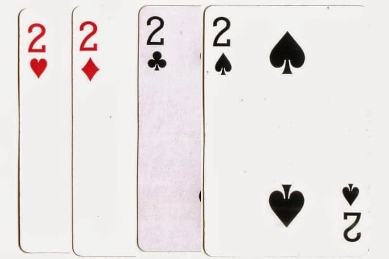 Thúi heo là gì? Quy định thúi heo trong game bài tiến lên